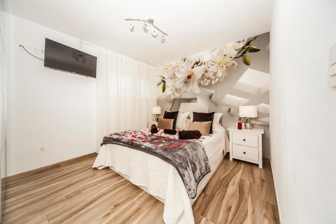 Apartamentos Temisa ปูแอร์โตเดลคาร์เมน ภายนอก รูปภาพ