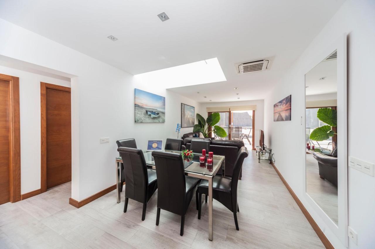 Apartamentos Temisa ปูแอร์โตเดลคาร์เมน ภายนอก รูปภาพ