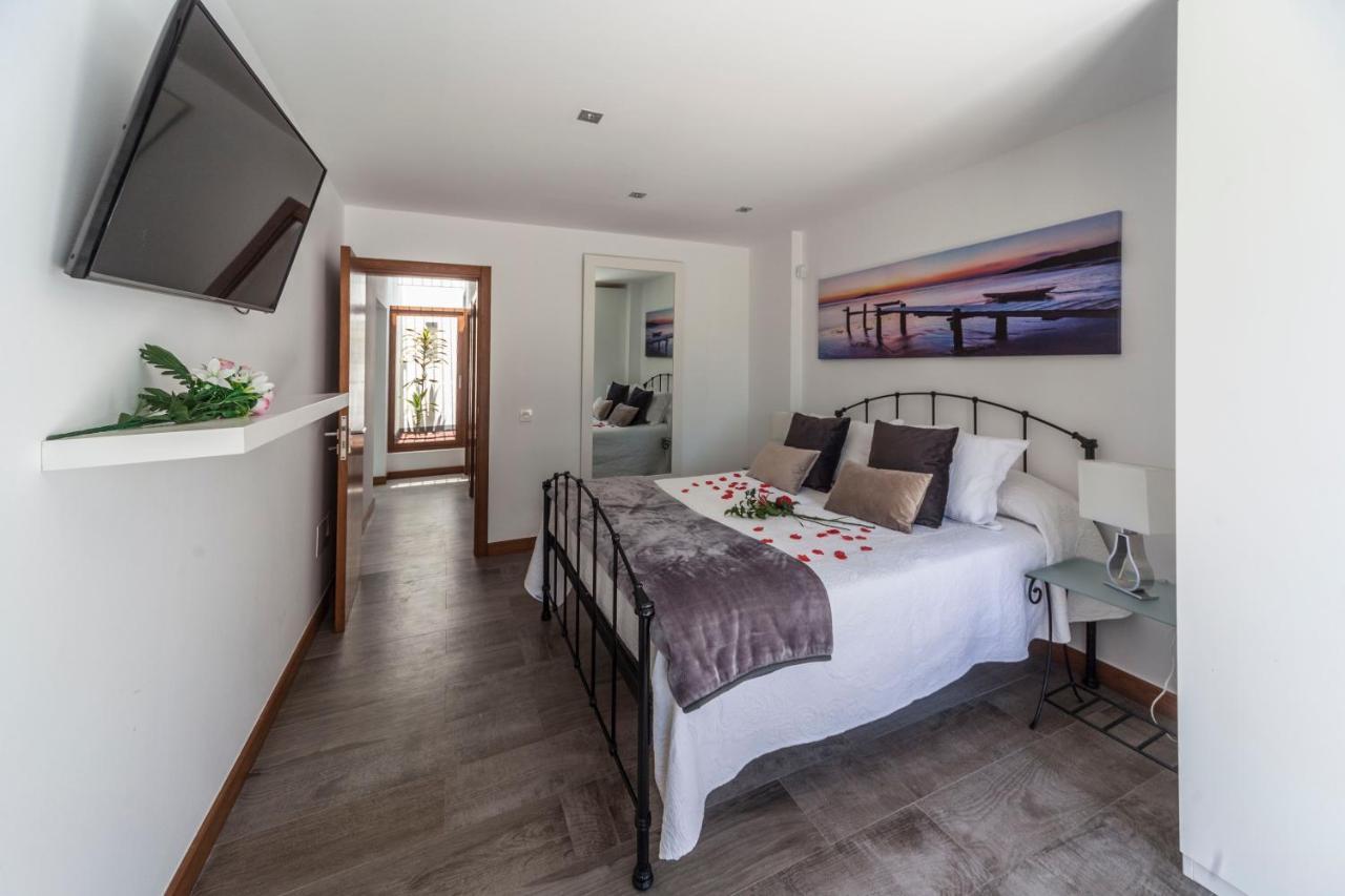 Apartamentos Temisa ปูแอร์โตเดลคาร์เมน ภายนอก รูปภาพ