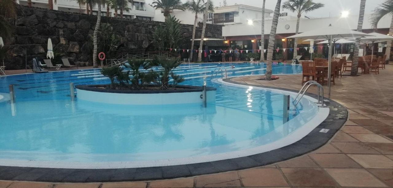 Apartamentos Temisa ปูแอร์โตเดลคาร์เมน ภายนอก รูปภาพ