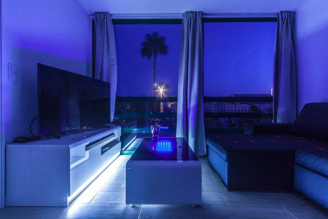 Apartamentos Temisa ปูแอร์โตเดลคาร์เมน ภายนอก รูปภาพ
