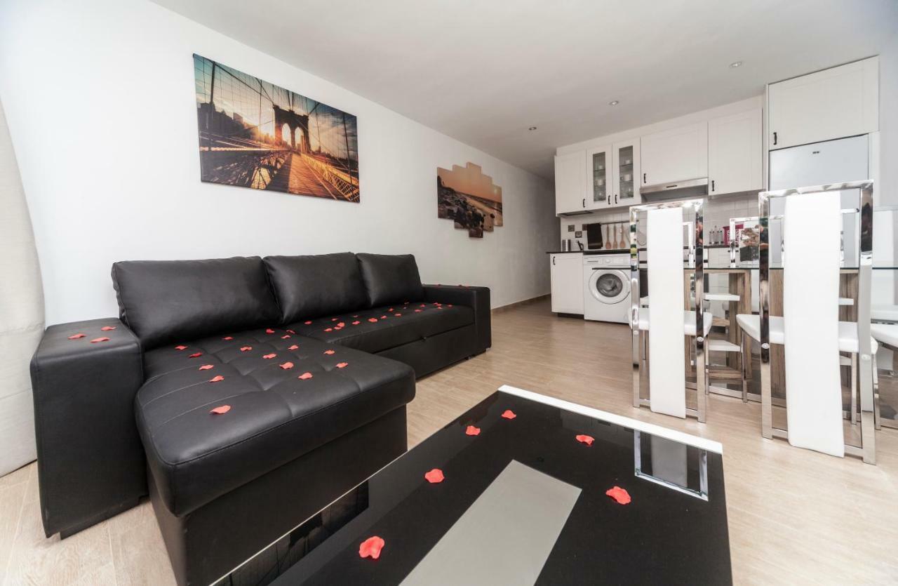 Apartamentos Temisa ปูแอร์โตเดลคาร์เมน ภายนอก รูปภาพ